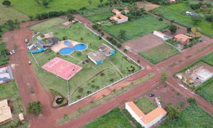 Casa em condomínio fechado com 2 quartos à venda na M T  010, Km13, 13, Zona Rural, Acorizal por R$ 200.000