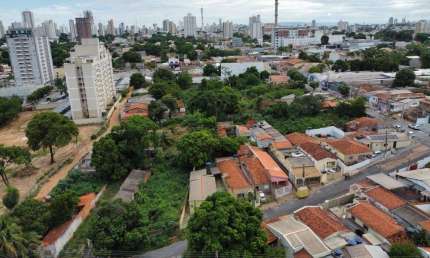 Terreno à venda na Comandante Costa, Centro Sul, Cuiabá por R$ 11.875.000