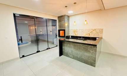 Casa com 3 quartos à venda na Rua Monterrey Vieira, 100, Jardim Califórnia, Cuiabá por R$ 680.000