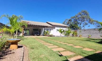 Casa com 3 quartos à venda na Rua Guilherme Pinto de Souza, 867, Bom Clima, Chapada dos Guimarães por R$ 1.270.000
