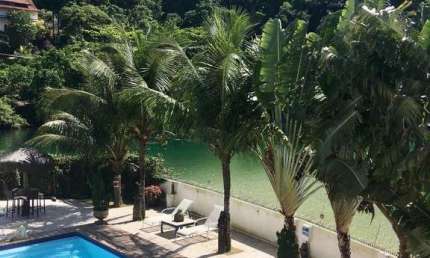 Casa com 3 quartos à venda na Praia dos Amores, 20, Barra da Tijuca, Rio de Janeiro por R$ 7.800.000
