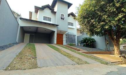Casa em condomínio fechado com 4 quartos à venda na Érico Gonçalves Preza Filho, 18, Jardim Itália, Cuiabá por R$ 1.500.000