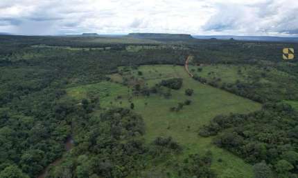 Chácara / sítio com 2 quartos à venda na Fazenda Bacuri, 163, Jangada Roncador, Chapada dos Guimarães por R$ 1.500.000