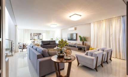 Casa em condomínio fechado com 4 quartos à venda na Avenida dos Florais, 1044, Condomínio Residencial Florais dos Lagos, Cuiabá por R$ 5.500.000