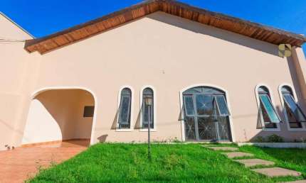 Casa com 2 quartos à venda na Castro Alves, 740, Santa Cruz, Cuiabá por R$ 400.000
