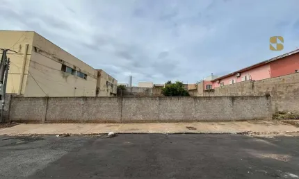 Terreno à venda na Trinta e Quatro, 5, Santa Cruz II, Cuiabá por R$ 470.000
