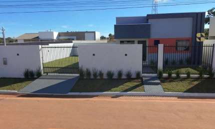 Casa com 2 quartos à venda na das Violetas, 1, Mira Flores, Chapada dos Guimarães por R$ 450.000