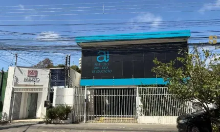 Casa comercial para alugar na Comandante Costa, 1491, Centro Sul, Cuiabá por R$ 33.000