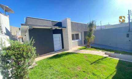 Casa com 3 quartos à venda na Doutor Luis Felipe Sabóia Ribeiro, 470, Boa Esperança, Cuiabá por R$ 990.000