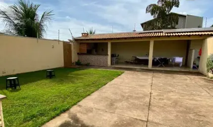 Casa com 3 quartos à venda na Augusto dos Anjos, 7, Santa Cruz, Cuiabá por R$ 750.000