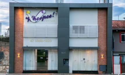 Ponto comercial 400 m² à venda em Balneário Camboriú.