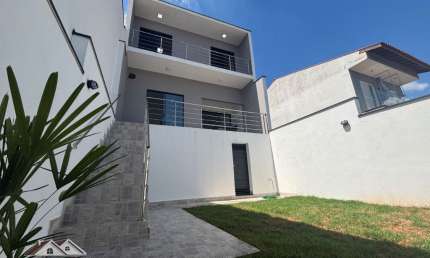 Sobrado com 3 dormitórios e 2 vagas Jardim Europa, Caieiras