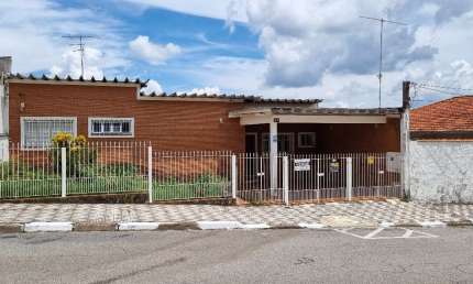 Casa com 3 quartos à venda na Rua Bolívia, 30, Região Central, Caieiras