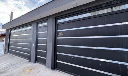 Casa com 3 quartos à venda na Rua Tucano, 454, Laranjeiras, Caieiras