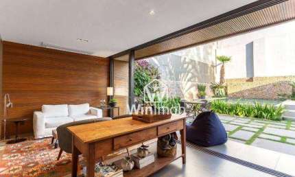 Casa com 3 dormitórios à venda, 400 m² por R$ 4.990.000,00 - Três Figueiras - Porto Alegre/RS