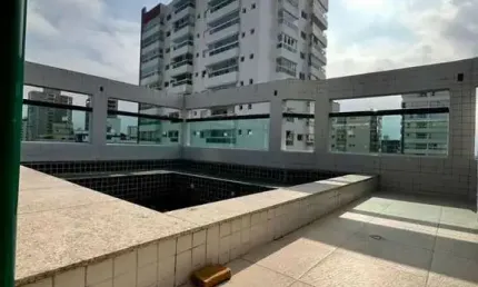 Cobertura Exclusiva com Piscina Privativa e Muito Conforto na Praia Grande!