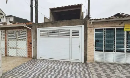 Casa Isolada pronta para Reforma e Ampliação de Área (sobrado com piscina)!