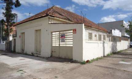 Casa comercial com 5 salas para alugar na Rua Arabutan, 351, Navegantes, Porto Alegre, 240 m2 por R$ 4.500