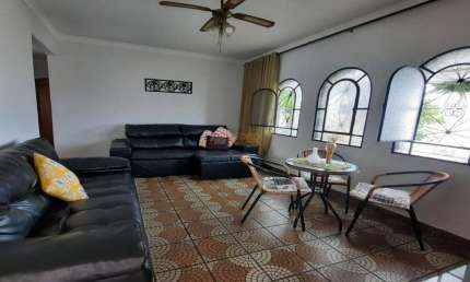 Casa Térrea no Bairro Vila Palmares em Santo André.