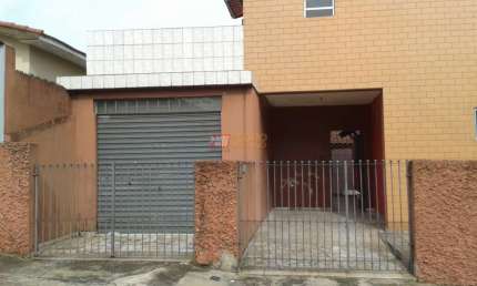 Sobrado com Salão Comercial no Bairro Pauliceia em São Bernardo do Campo.