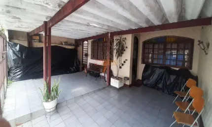 Casa com 2 quartos à venda na Rua Álvaro Anes, 696, Santa Maria, Santo André