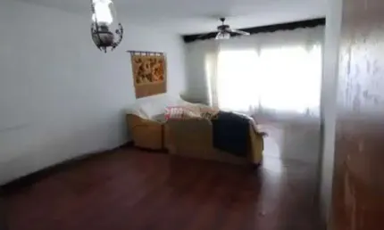 Sobrado Residencial e Comercial no Bairro Vila Valparaíso em Santo André