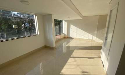 Casa com 3 quartos para alugar na Rua dos Faveiros, 234, Jardim, Santo André