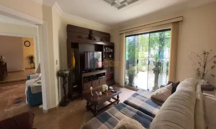 Casa com 5 quartos à venda na Rua das Nogueiras, 218, Jardim, Santo André
