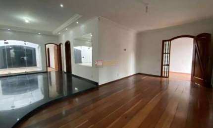 Casa com 3 quartos para alugar na Rua Rio Preto, 215, Vila Valparaíso, Santo André