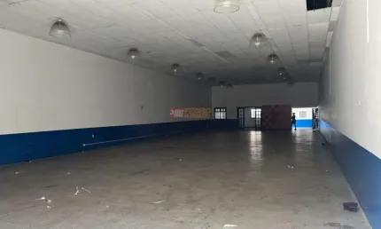 Barracão / Galpão / Depósito à venda na Rua Carijós, 1439, Vila Alzira, Santo André