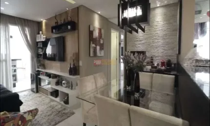 Apartamento no Bairro Vila Valparaiso em Santo André