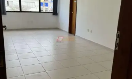 Sala comercial para alugar na Rua das Figueiras, 2389, Campestre, Santo André