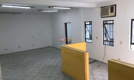 Sala Comercial no Bairro Vila Palmares em Santo André.