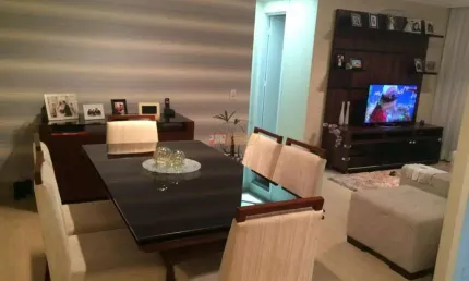 Apartamento no Bairro Jardim Santa Teresa em São Paulo.