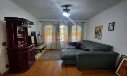 Casa com 3 quartos à venda na Rua Octacílio Celestino Gallo, 471, Taboão, São Bernardo do Campo