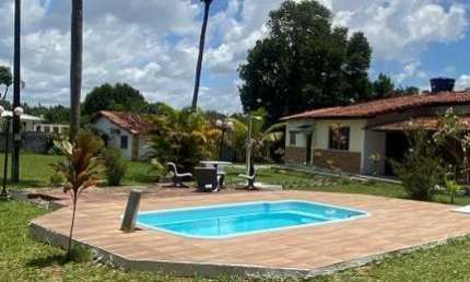 Casa em condomínio fechado com 4 quartos para alugar na Avenida Santos Dumont, 60, Encontro das Águas, Lauro de Freitas, 250 m2 por R$ 5.000