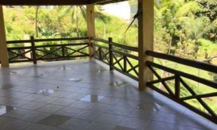 Venda ou locação de Casa no Encontro das Águas - beira da lagoa