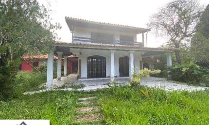 Casa para venda ou Locação no Encontro das Águas com fácil acesso