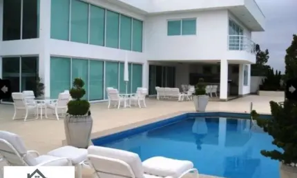 Casa 6 suites com heliponto no Encontro das Águas a venda