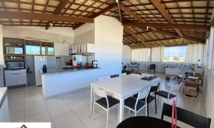 Casa em condomínio fechado com 4 quartos para alugar na Rua Milena Ramone Alencar Ramos, Ipitanga, Lauro de Freitas, 250 m2 por R$ 3.800