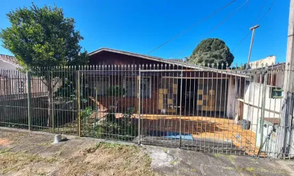 Casa com 3 quartos à venda na Rua Érico Andretta, 245, Xaxim, Curitiba