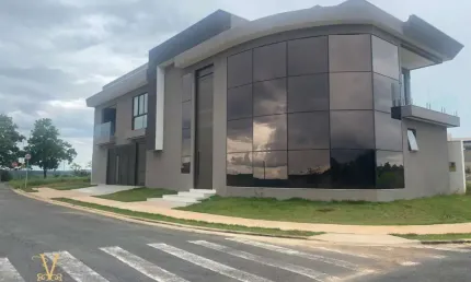 Casa para Venda em Cidade Ocidental, Residencial e Comercial Damha, 5 dormitórios, 4 suítes, 5 banheiros, 2 vagas