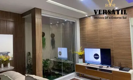 Casa para Venda em Cidade Ocidental, Centro, 3 dormitórios, 1 suíte, 1 banheiro, 2 vagas