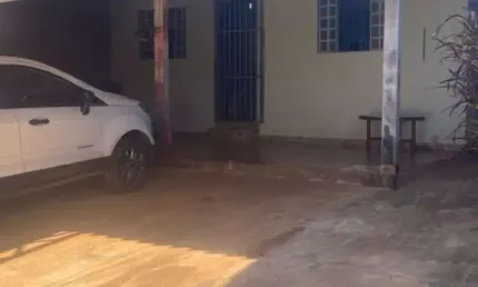 Casa para Venda em Cidade Ocidental, Mansões Recreio Estrela D`Alva III, 2 dormitórios, 1 suíte, 3 banheiros, 3 vagas
