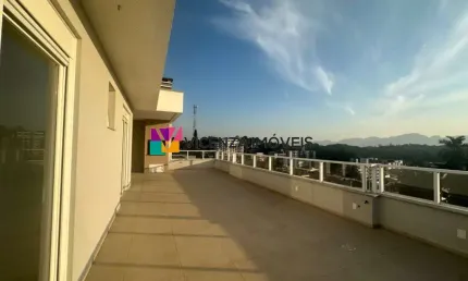 Cobertura Plana com 3 suítes, bairro Costa e Silva ,Joinville/SC.