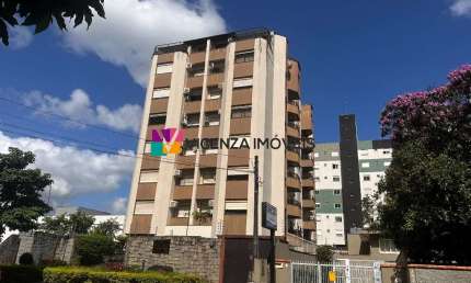 Apartamento com 3 quartos, bairro América, Joinville/SC.