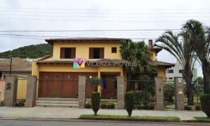 Casa com 4 quartos à venda na Rua Bento Gonçalves, Glória, Joinville por R$ 3.500.000