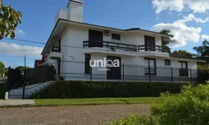 Casa em camobi com 05 dormitórios, suíte master, lareira, piscina