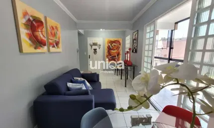 Apartamento mobiliado de 03 dormitórios com 01 suíte possui sacada com churrasqu