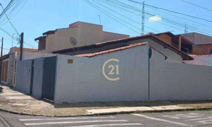 Casa à Venda no Jardim Califórnia em Indaiatuba/SP - CA2908